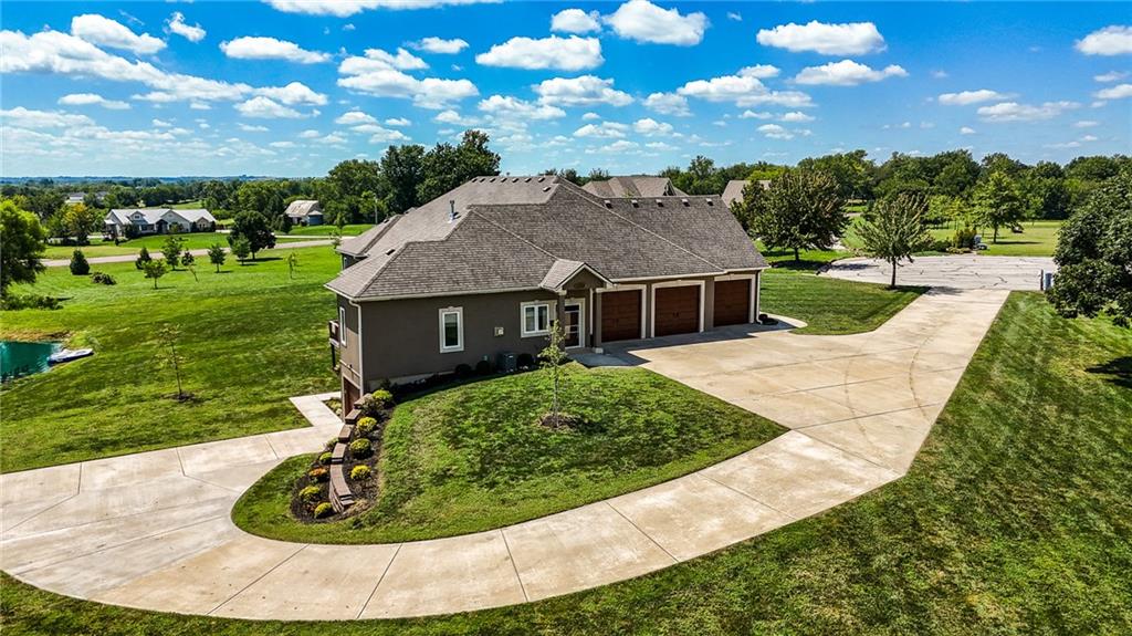 33412 Pinehurst Lane Property Photo 2