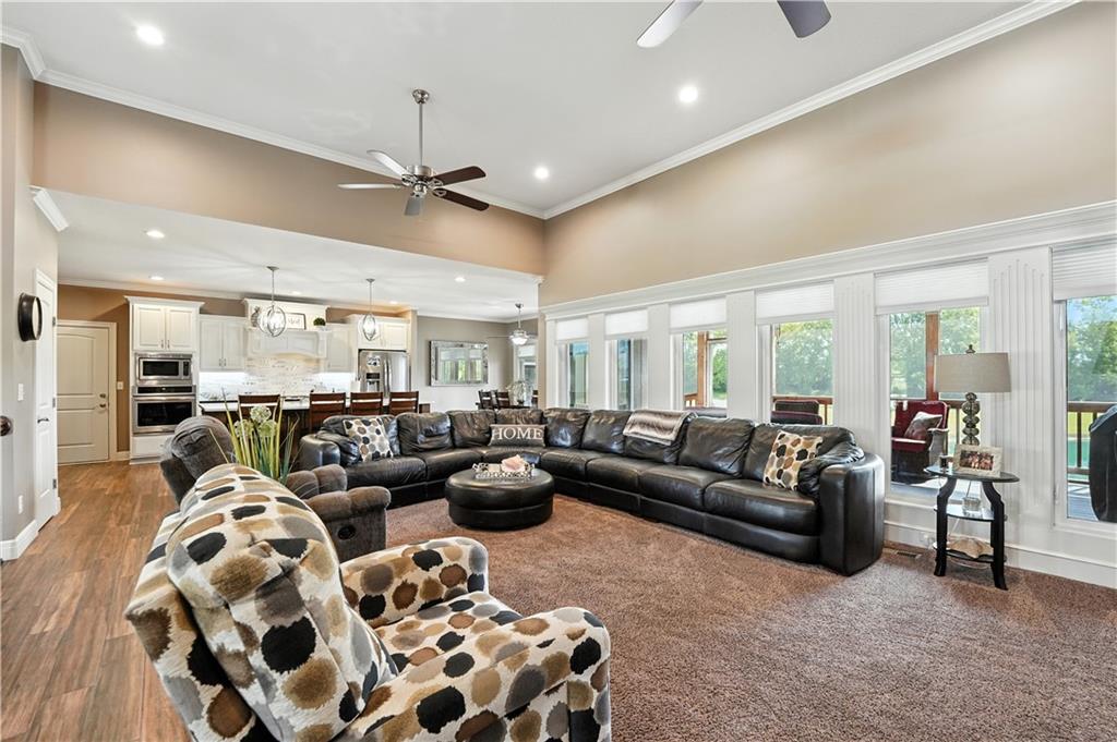 33412 Pinehurst Lane Property Photo 11