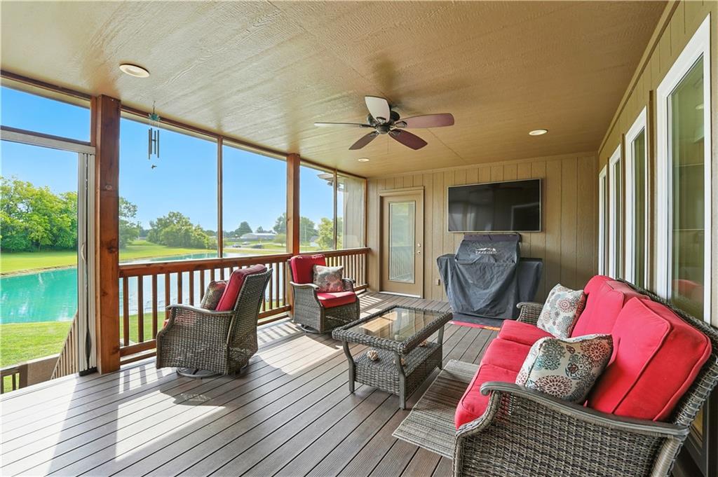 33412 Pinehurst Lane Property Photo 29