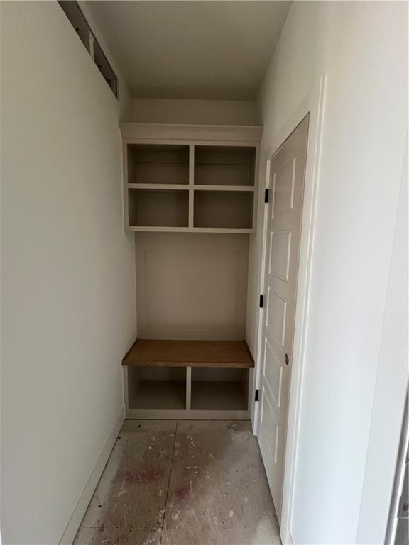 2203 W 178th Terrace Property Photo 6