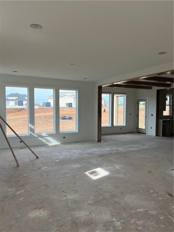 2203 W 178th Terrace Property Photo 9