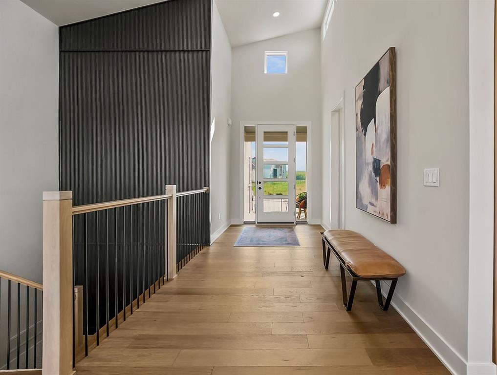 17812 Rainbow Boulevard Property Photo 4