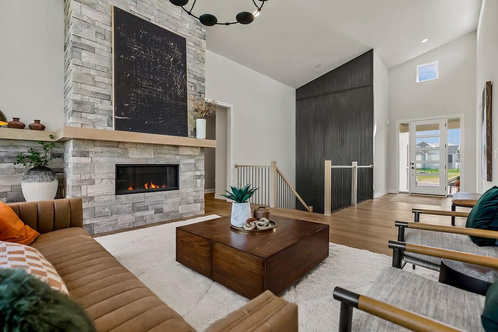 17812 Rainbow Boulevard Property Photo 8