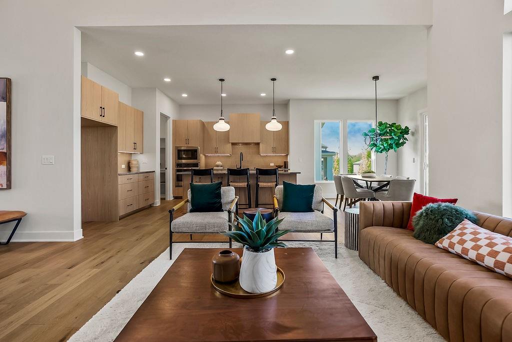 17812 Rainbow Boulevard Property Photo 10