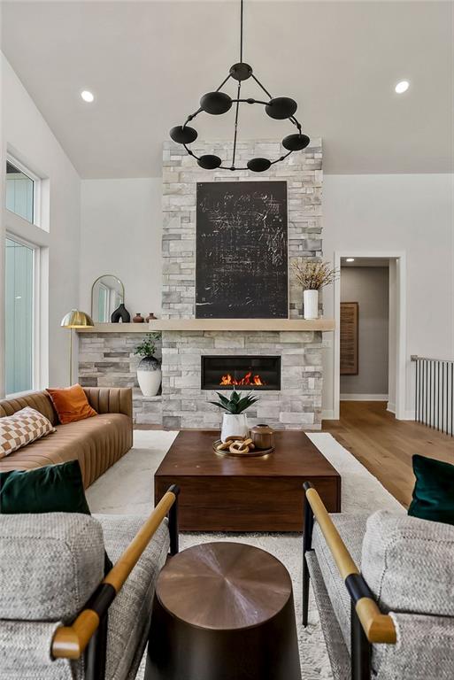 17812 Rainbow Boulevard Property Photo 13
