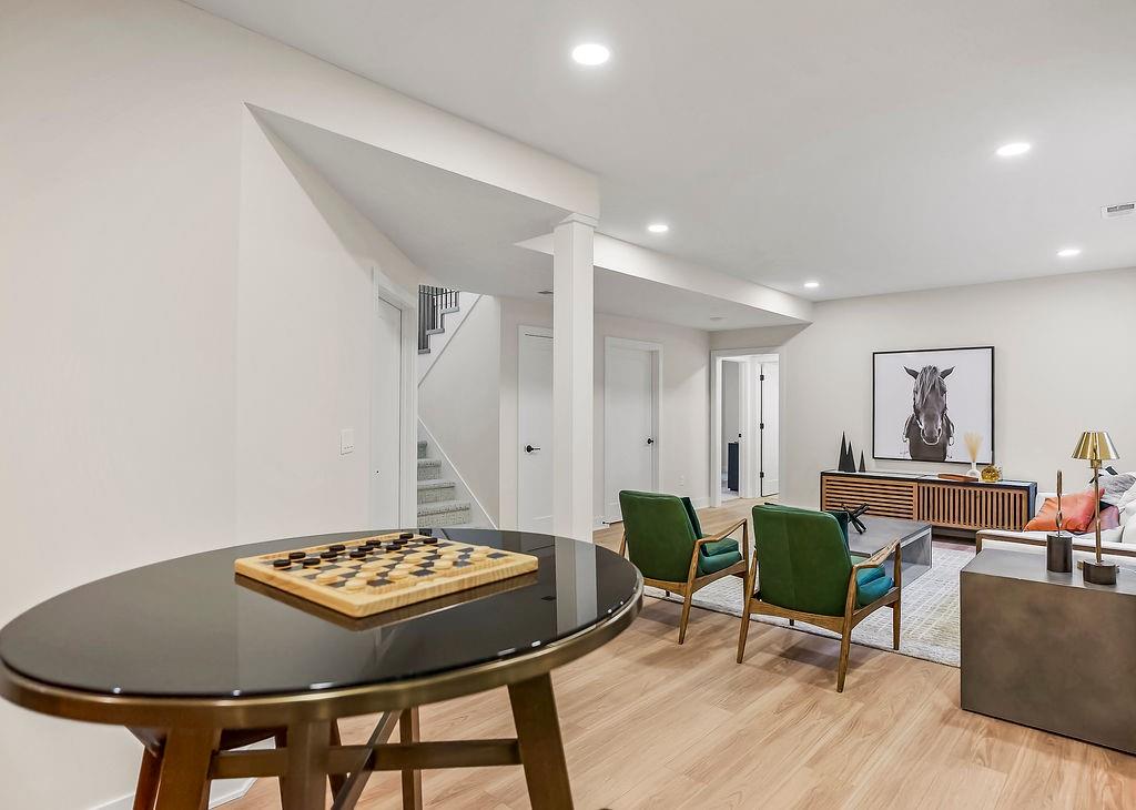 17812 Rainbow Boulevard Property Photo 41