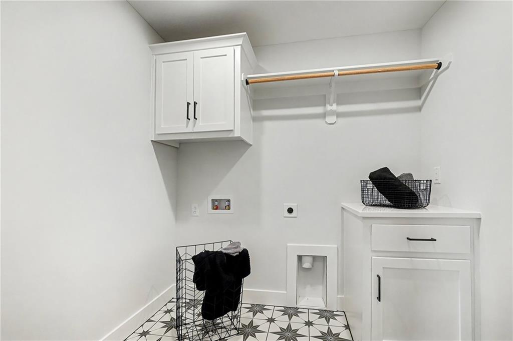 18409 Caenen Street Property Photo 34