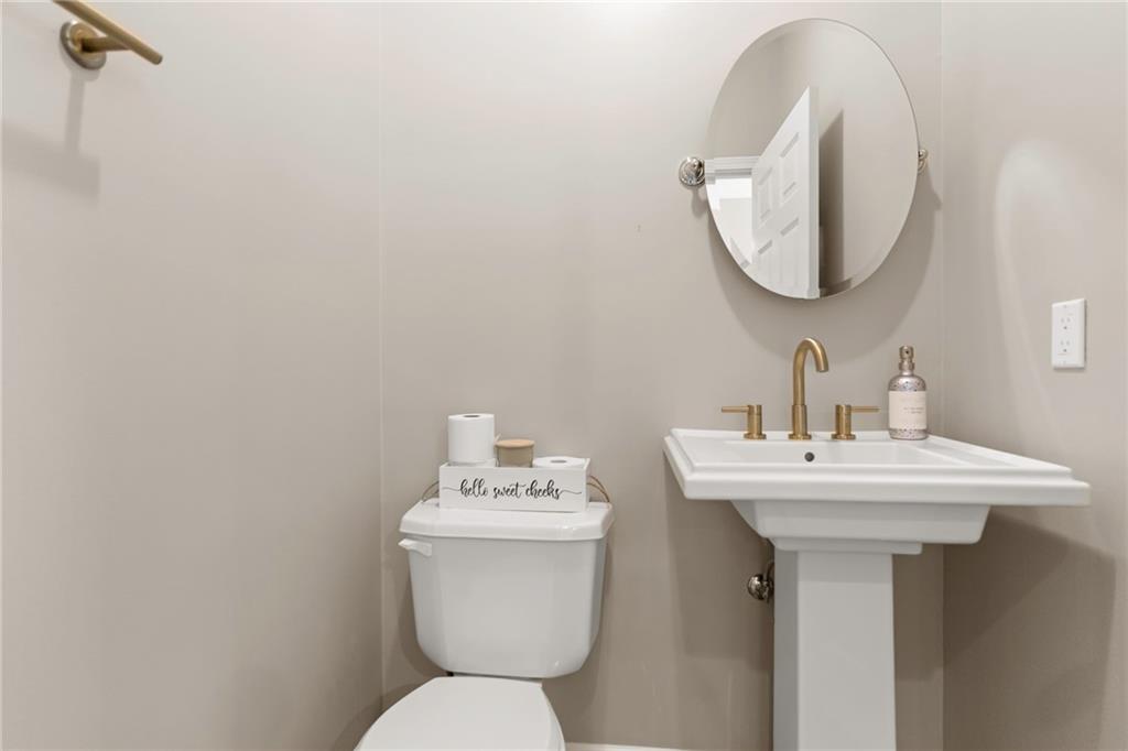 30909 E 219th Street Property Photo 16