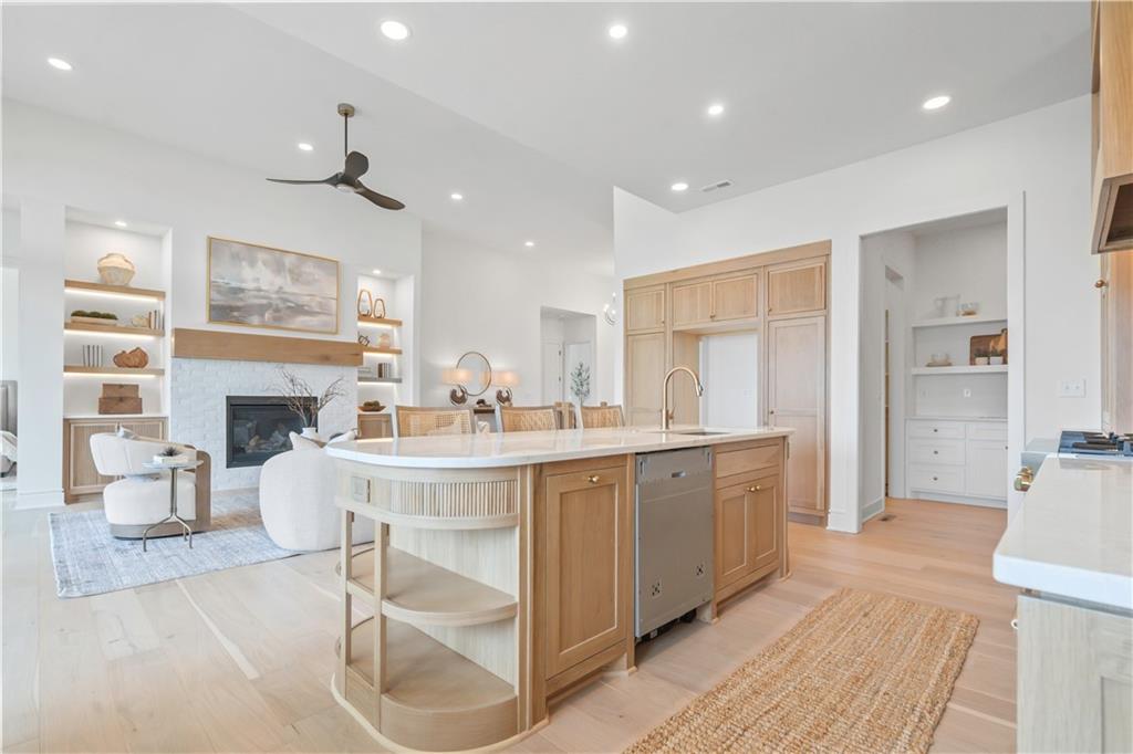 1816 Ne Lashbrook Circle Property Photo 13