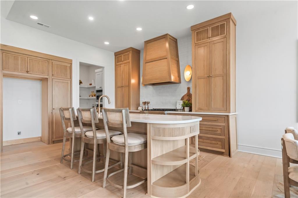 1816 Ne Lashbrook Circle Property Photo 14