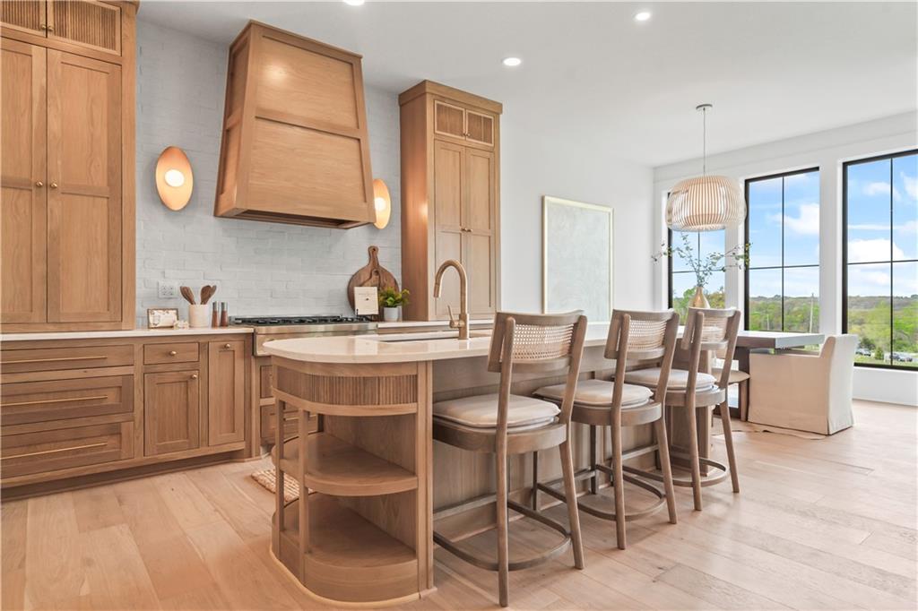 1816 Ne Lashbrook Circle Property Photo 15