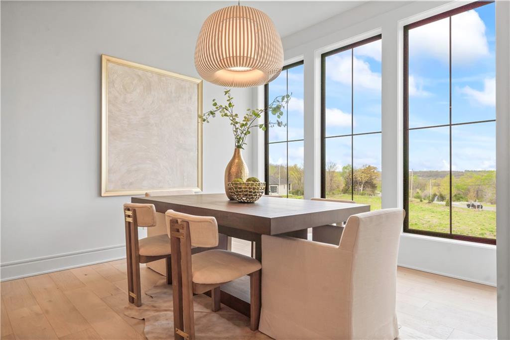 1816 Ne Lashbrook Circle Property Photo 18