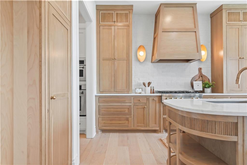 1816 Ne Lashbrook Circle Property Photo 22