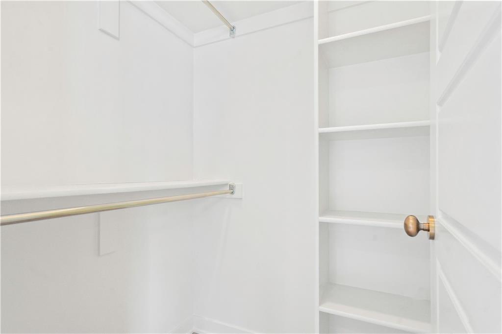 1816 Ne Lashbrook Circle Property Photo 47