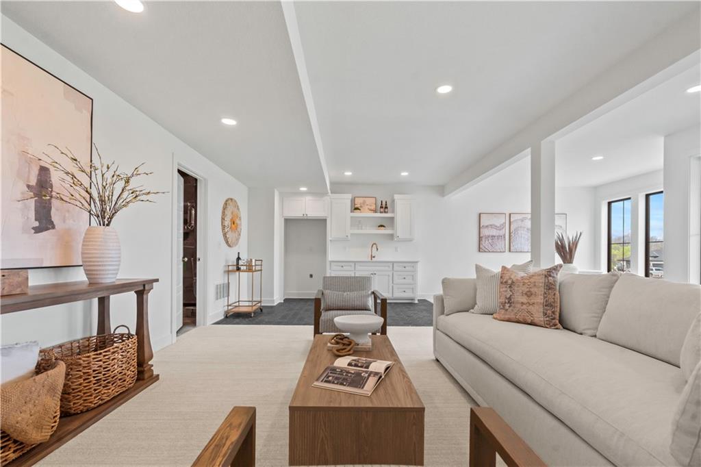 1816 Ne Lashbrook Circle Property Photo 51