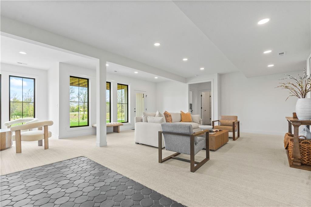 1816 Ne Lashbrook Circle Property Photo 56