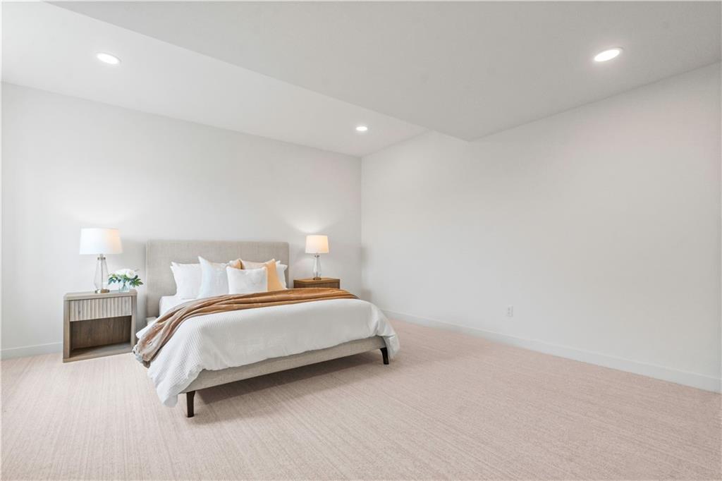 1816 Ne Lashbrook Circle Property Photo 61