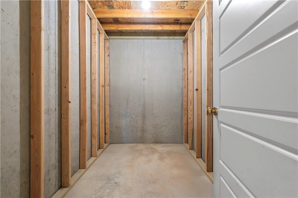 1816 Ne Lashbrook Circle Property Photo 69