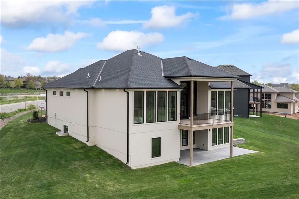 1816 Ne Lashbrook Circle Property Photo 76