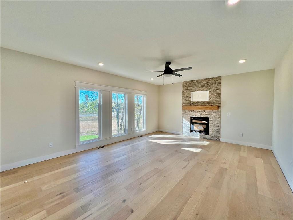 1929 Longview Drive Property Photo 11