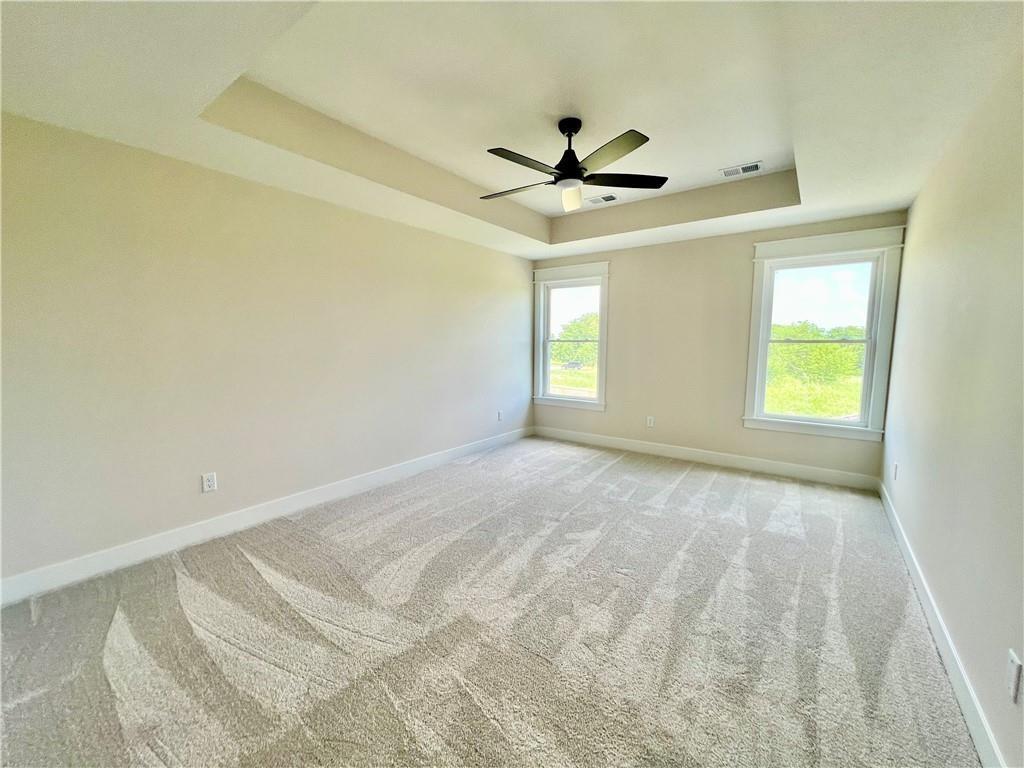 1929 Longview Drive Property Photo 12