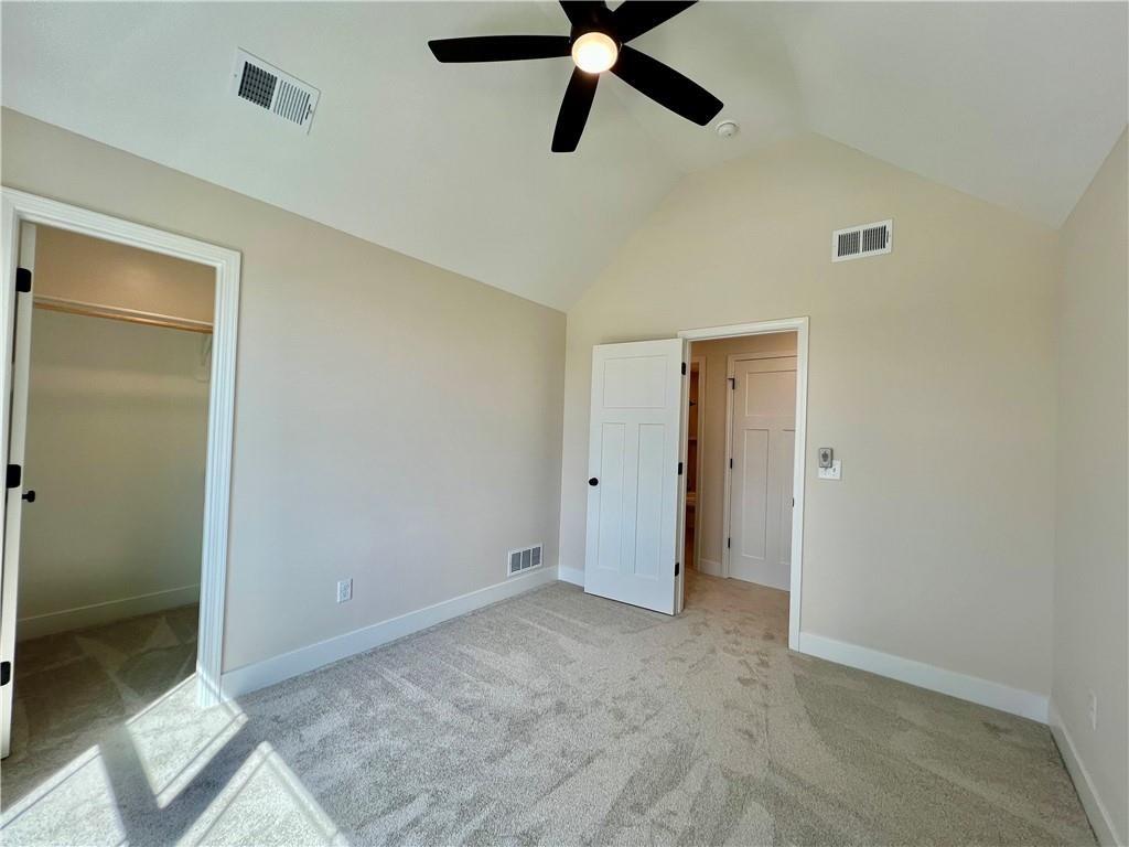 1929 Longview Drive Property Photo 14