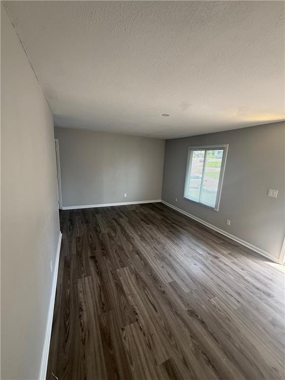 3422 E 54th Street Property Photo 6