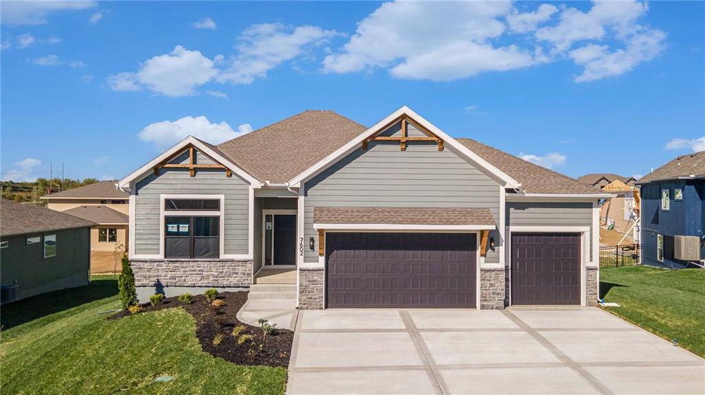 7602 Ne 103rd Street Property Photo 1