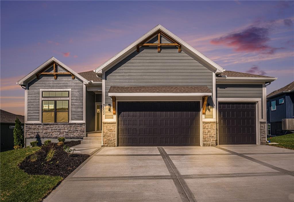 7602 Ne 103rd Street Property Photo 2