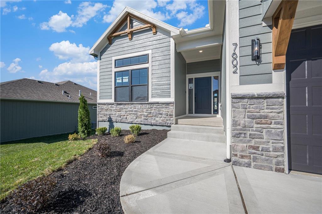 7602 Ne 103rd Street Property Photo 5