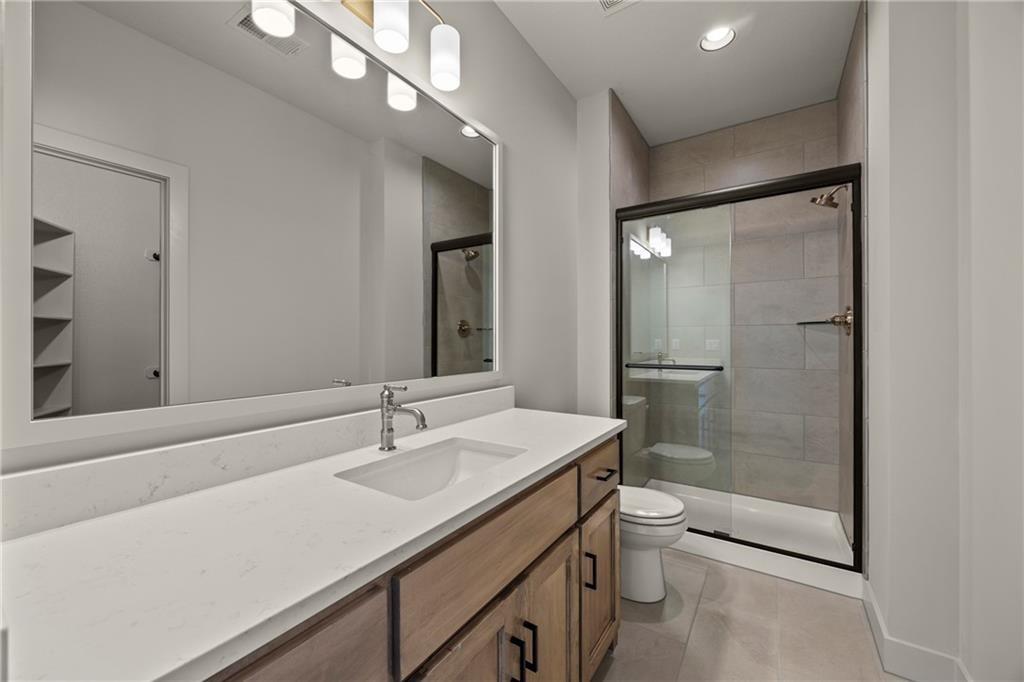 17524 Carter Street Property Photo 36
