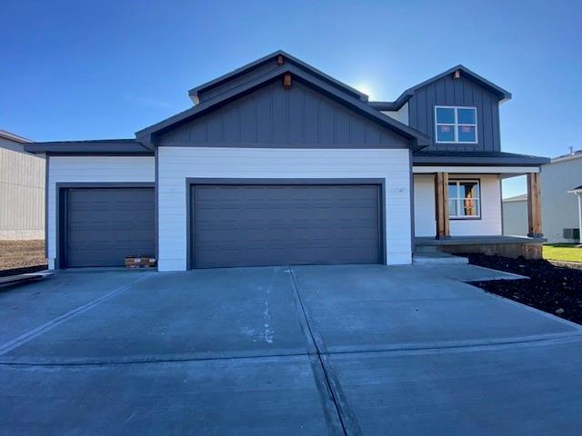 18703 W 193rd Street Property Photo 1