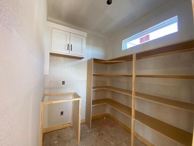 18703 W 193rd Street Property Photo 14