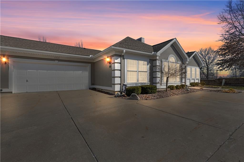 11020 Charlotte Street Property Photo 1