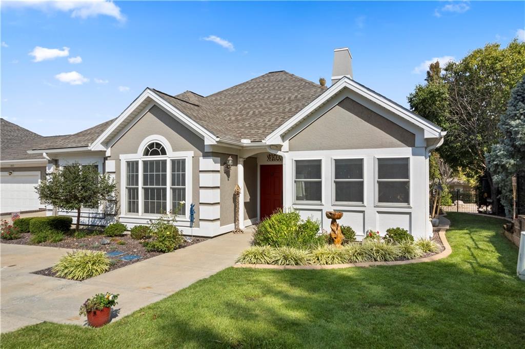 11020 Charlotte Street Property Photo 4