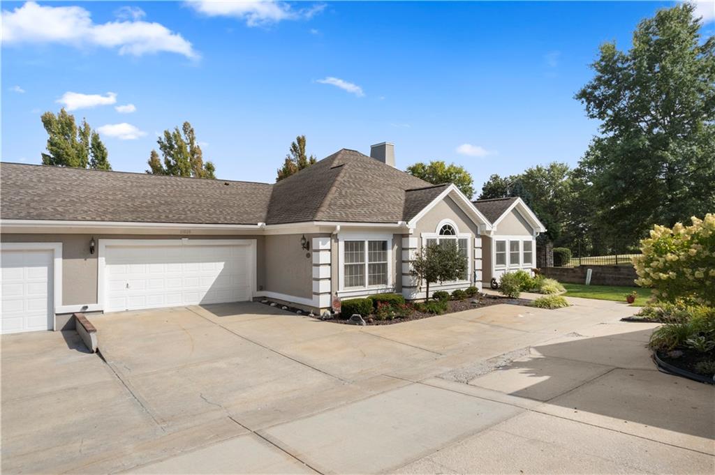 11020 Charlotte Street Property Photo 5