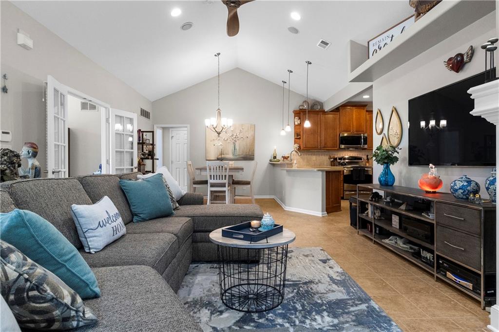 11020 Charlotte Street Property Photo 13