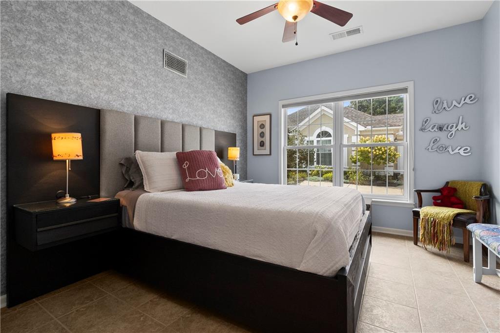 11020 Charlotte Street Property Photo 32