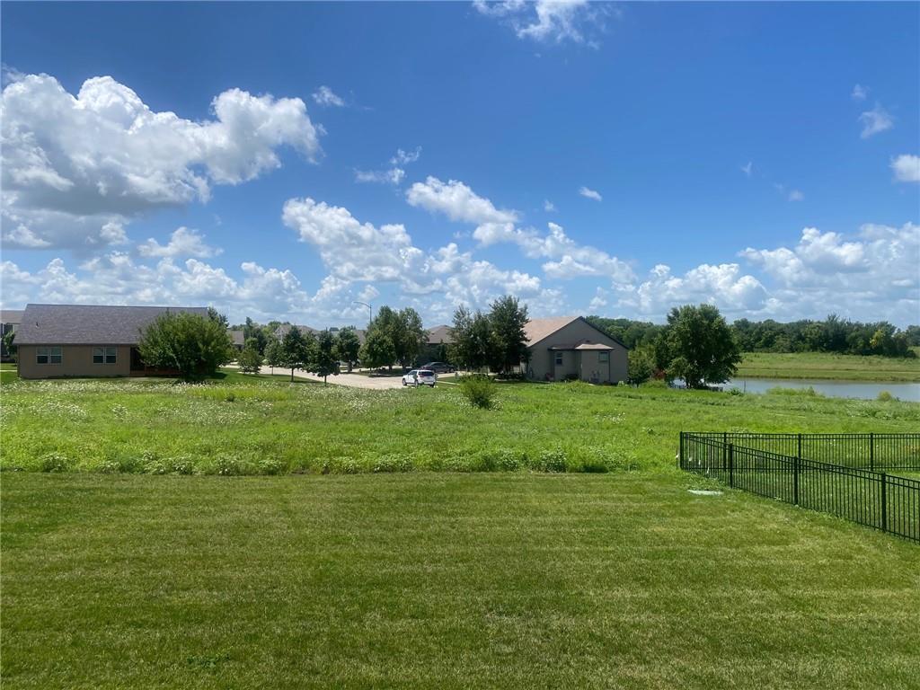 18637 W 193rd Street Property Photo 6