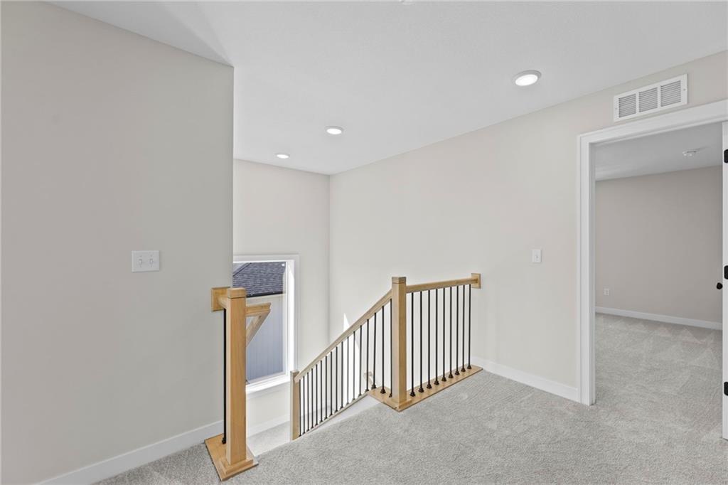 18637 W 193rd Street Property Photo 26