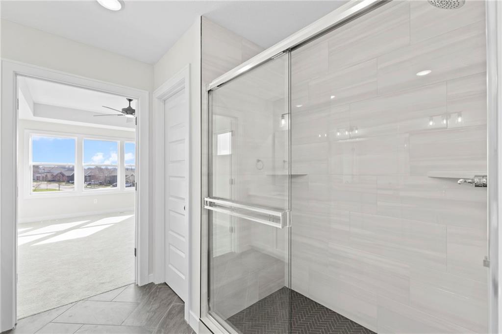 18637 W 193rd Street Property Photo 30