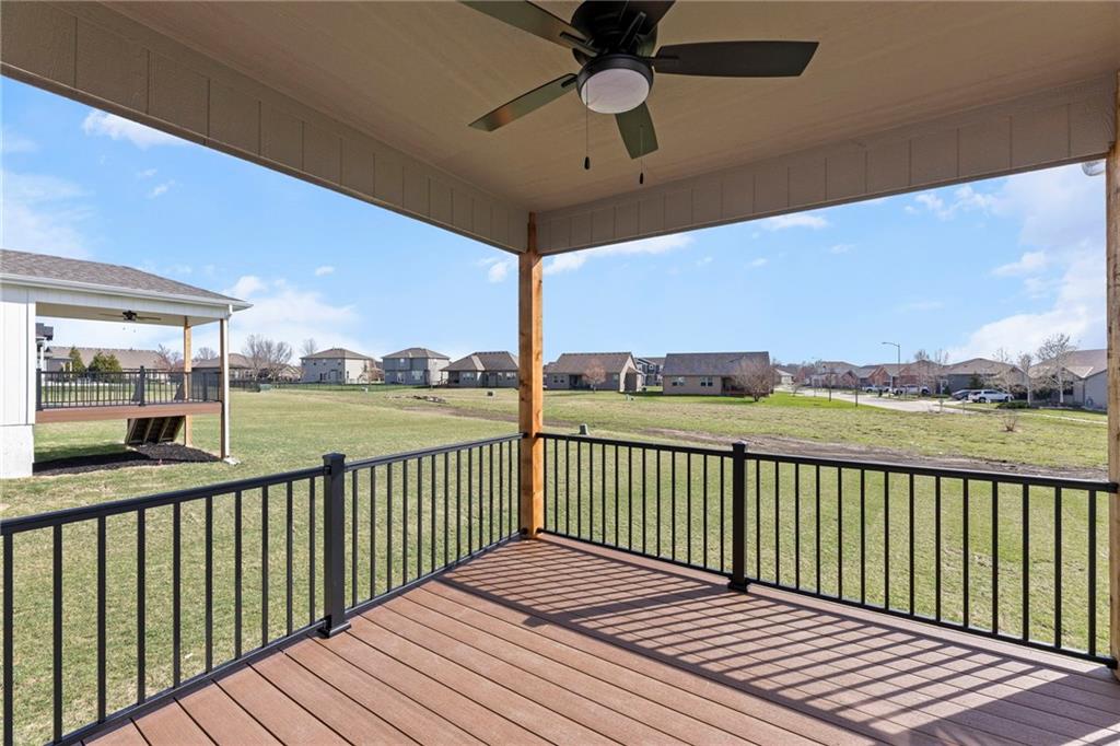18637 W 193rd Street Property Photo 44