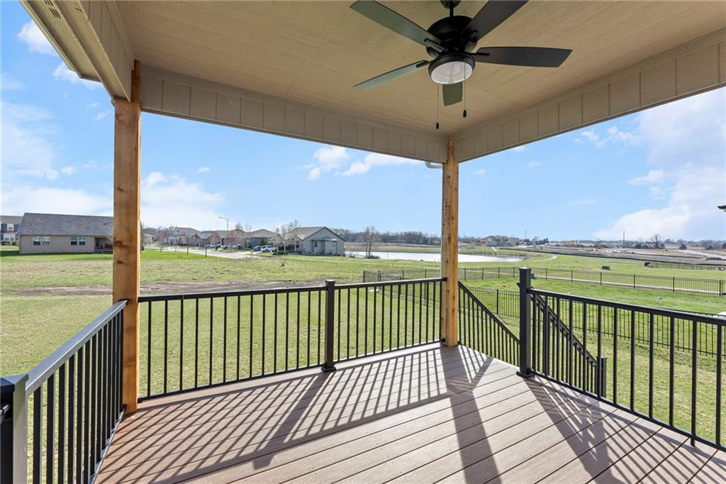 18637 W 193rd Street Property Photo 45