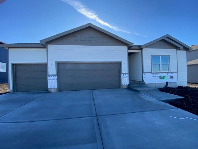 18615 W 193rd Street Property Photo 1