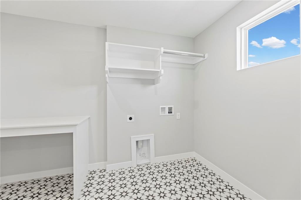 18593 W 193rd Street Property Photo 27