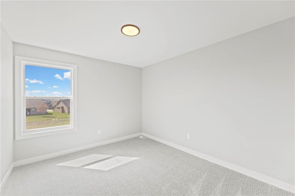 18593 W 193rd Street Property Photo 28