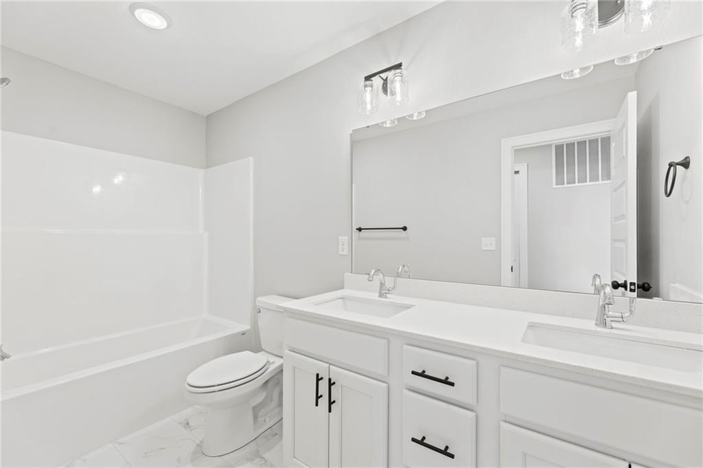 18593 W 193rd Street Property Photo 30
