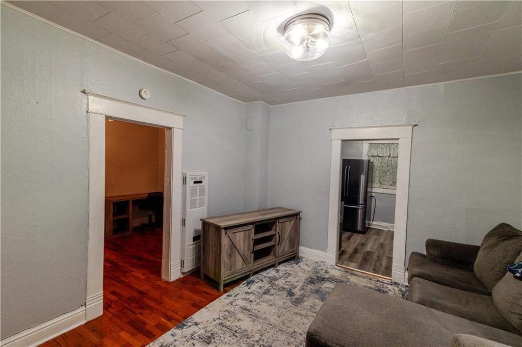 3015 Edmond Street Property Photo 6