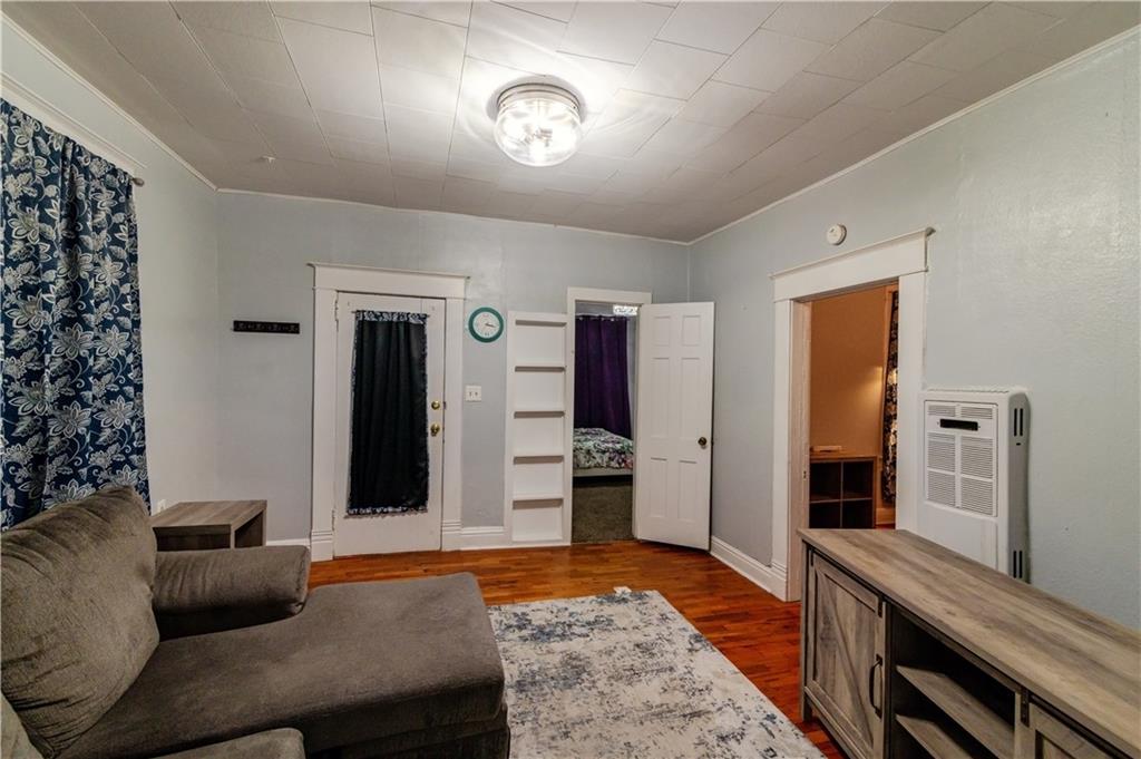 3015 Edmond Street Property Photo 8