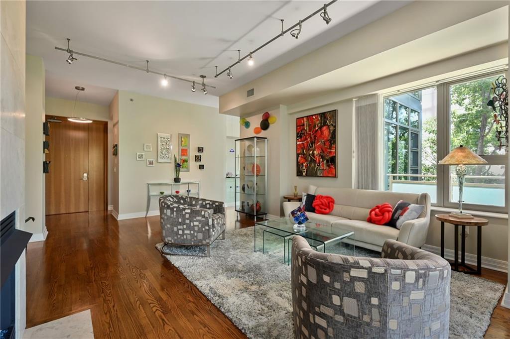 4950 Central Street Property Photo 9